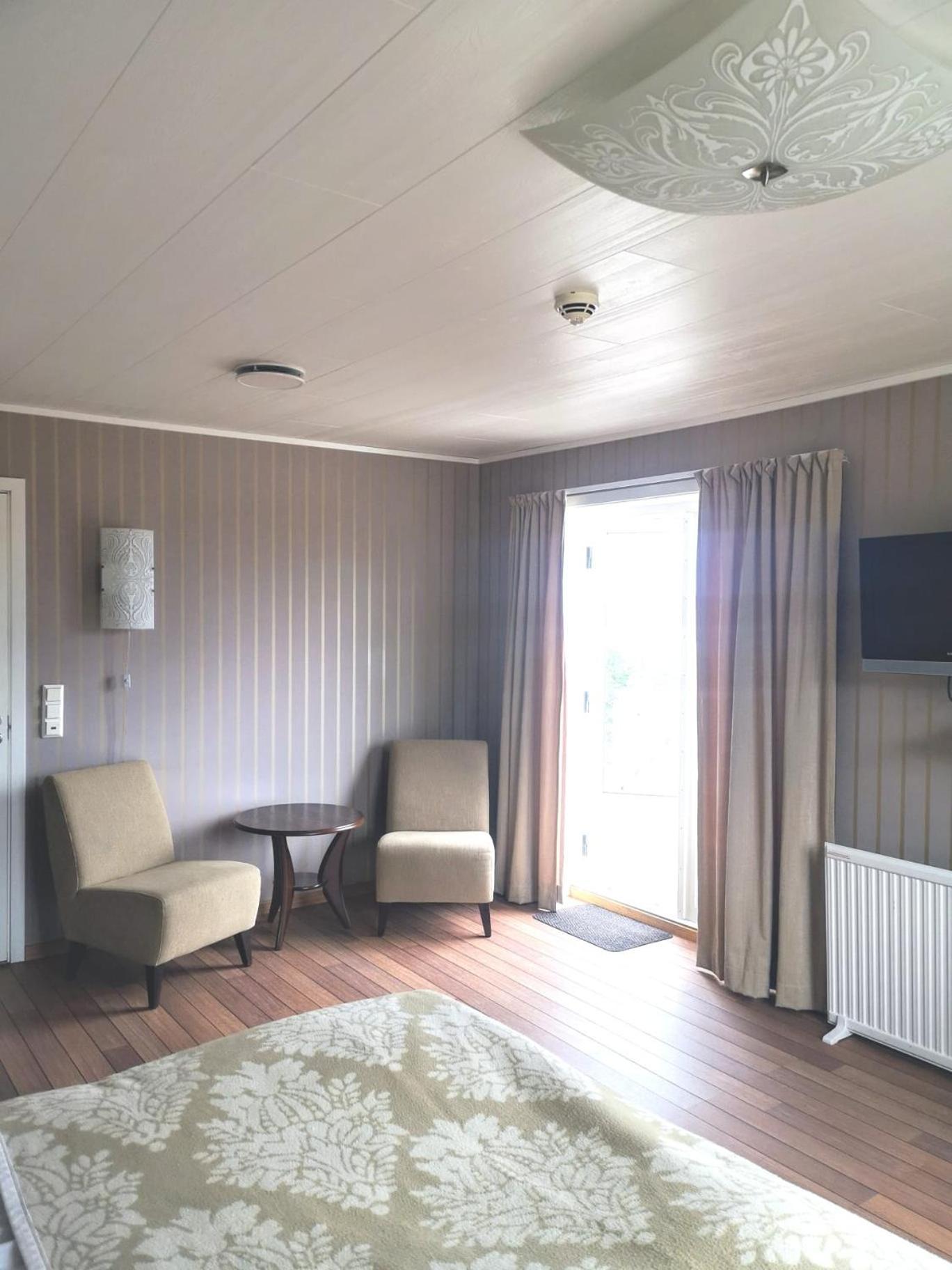 Ulvsvag Gjestgiveri Og Fjordcamping As Esterno foto