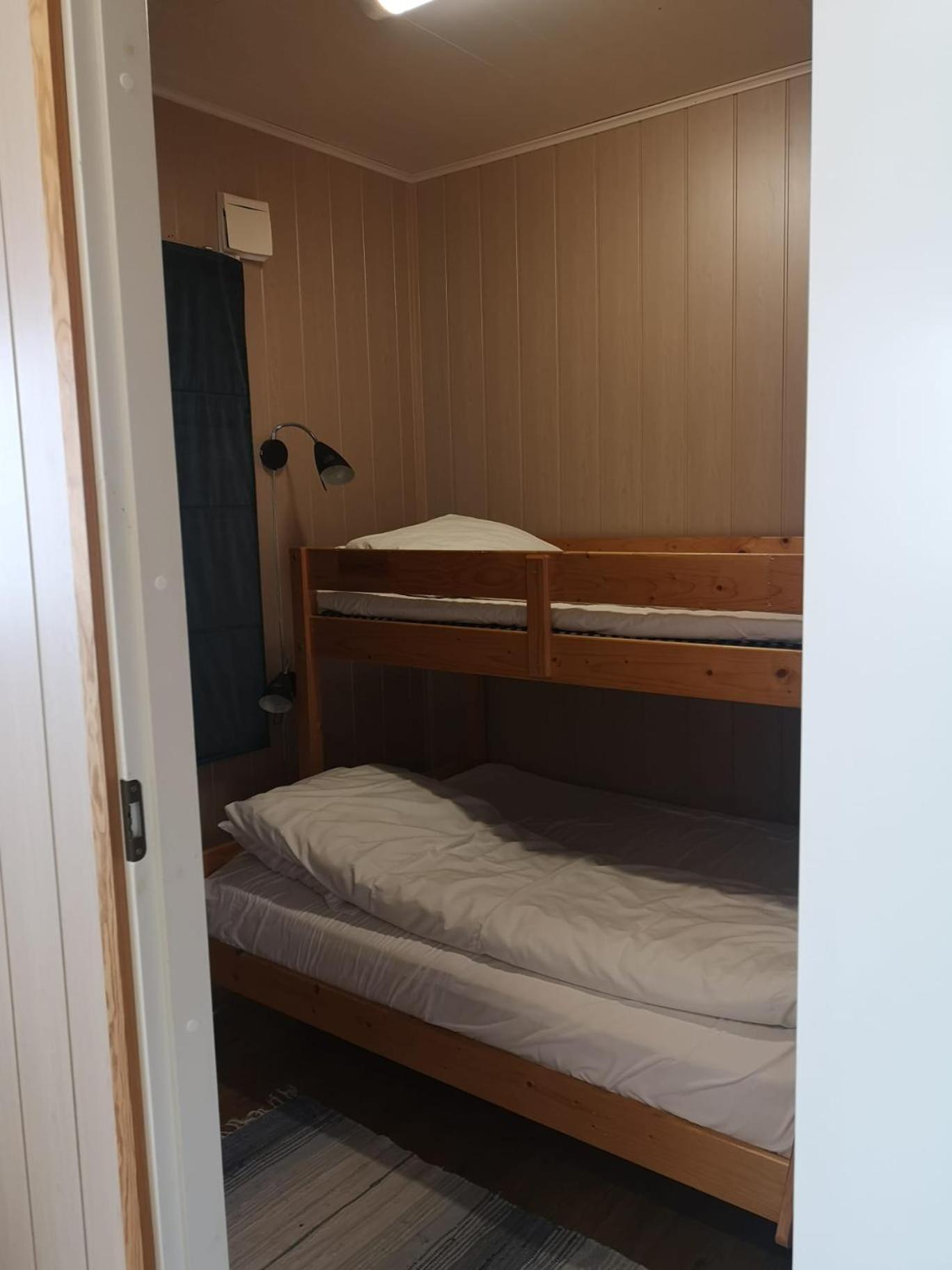 Ulvsvag Gjestgiveri Og Fjordcamping As Esterno foto