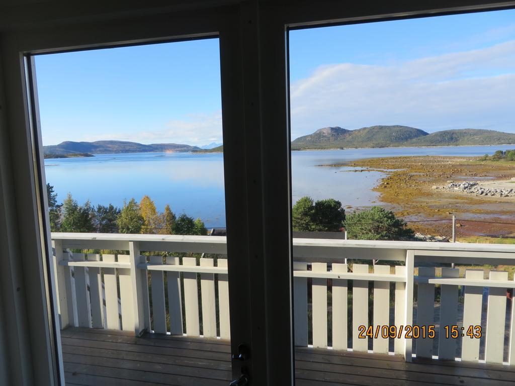 Ulvsvag Gjestgiveri Og Fjordcamping As Camera foto